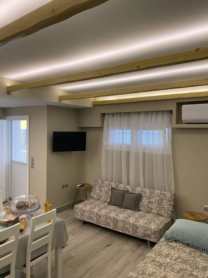 Apartment Center *
